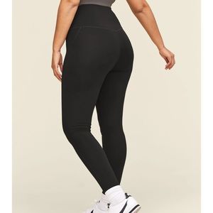 Girlfriend Collective Compressive High Rise black leggings!